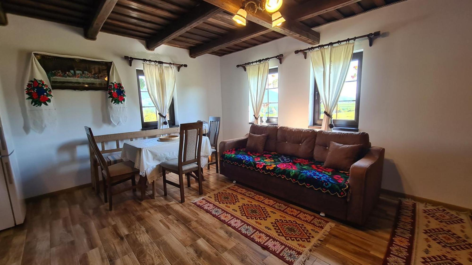 Casa Bunicilor Din Oncesti Villa Exteriör bild
